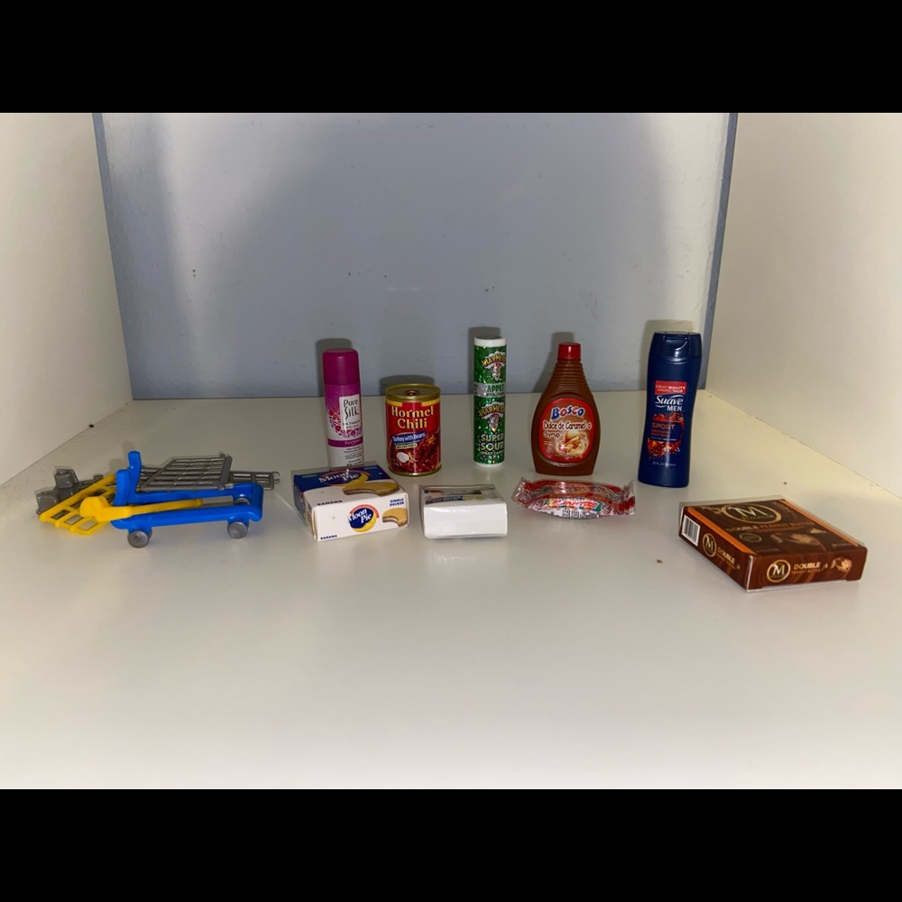 Mini brands - Picture 3 of 4